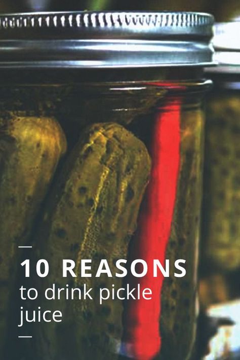 Pickle juice contains a lot of sodium. It also has some potassium. After a sweaty or lengthy exercise session, sipping some pickle juice can help your body recover to its normal electrolyte levels more quickly. Pickle Juice Benefits, Drinking Pickle Juice, Coconut Benefits, Juicing Benefits, Summer Smoothies, Juice Fast, Pickle Juice, Juicing For Health, Pickle Jars