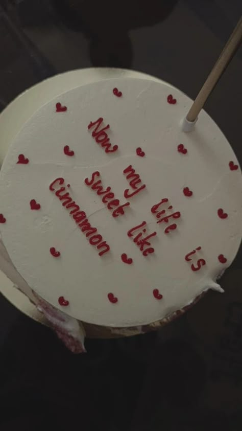 Cake With Lyrics, I Bet You Think About Me Cake, Lana Del Ray Birthday Cake, Born To Die Cake, Lana Del Ray Birthday Theme, Lana Birthday Cake, Lana Del Ray Birthday, Old Money Birthday Cake, Lana Del Rey Cake Birthday Ideas