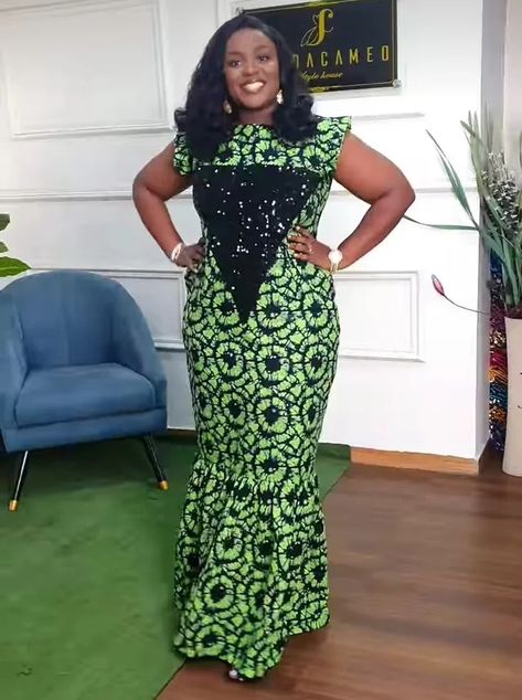 Flare Gown Styles, Long Ankara Gowns, Conservative Dresses, Beautiful Ankara Styles, Stylish Naija, Trendy Ankara Styles, Ankara Skirt And Blouse, Ankara Gowns, Lace Gown Styles