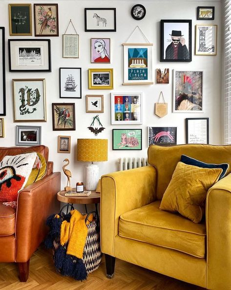 Eclectic Gallery Wall, Gallery Wall Inspiration, Gallery Wall Living Room, Apartment Inspiration, Living Room Inspo, Inspiration Wall, Colorful Furniture, New Wall, Barndominium