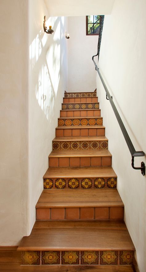 Mexican Tile Stairs, Tile Staircase, Closed Staircase, Mediterranean Staircase, Tiled Staircase, Traditional Staircase, Building Stairs, Wood Staircase, Tile Stairs