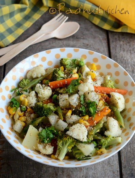 Steamed Vegetable Salad Recipe-How to Steam Vegetables                                                                                                                                                                                 More Steam Vegetables, Fish Pasta, Foods For Abs, Vegetable Salad Recipes, Healthy Eating Guidelines, Boiled Vegetables, Vegetable Benefits, Steam Veggies, Steam Recipes