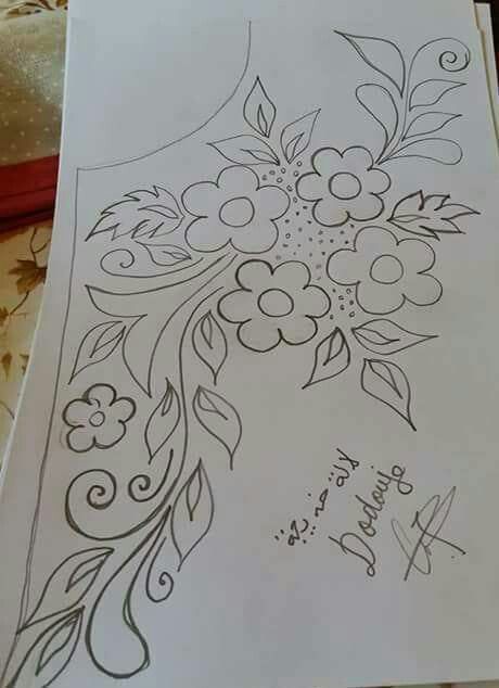 Hermoso para bordar a mano o maquina Bordados Tambour, Hand Embroidery Patterns Flowers, Floral Embroidery Patterns, Hand Embroidery Videos, Border Embroidery Designs, Hand Work Embroidery, Pola Sulam, Embroidery Neck Designs, Hand Embroidery Flowers