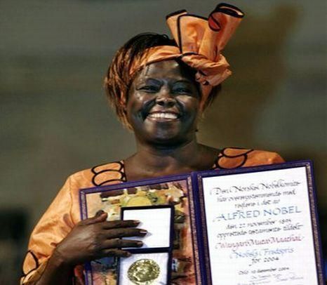 Nobel Peace Prize winner Wangari Maathai, founder of the Green Belt Movement, where over 30 years she mobilized poor women to plant 30 million trees. Wangari Maathai, Nobel Prize Winners, Nobel Peace Prize, 1 April, Green Belt, Nobel Prize, Great Women, Inspirational People, Women In History