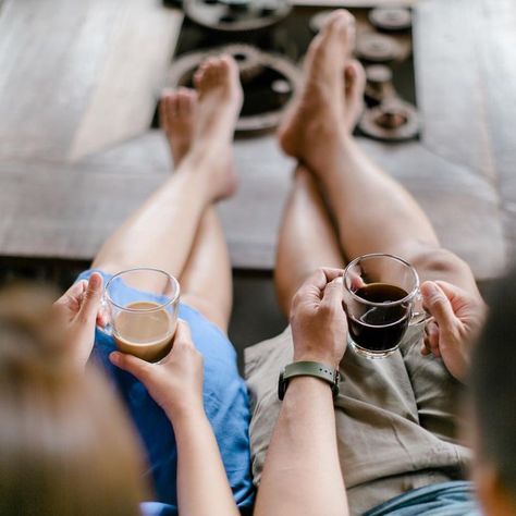 Coffee and chill. 👌🏻 #antipolobeehouse #prenup #chillvibes #coffee #coffeelover #prenup #studio629 Diy Prenup Photoshoot Ideas, Prenup Theme, Prenup Photos, Prenup Photos Ideas, Prenuptial Photoshoot, Prenup Shoot, Prenup Ideas, Cooking Photography, Coffee In The Morning