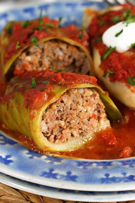 How to Make the BEST Stuffed Cabbage Rolls | TheSuburbanSoapbox.com Best Stuffed Cabbage Rolls, Crockpot Cabbage, Slow Cooker Cabbage Rolls, Easy Cabbage Rolls, Simple Crockpot, Stuffed Cabbage Rolls, Crockpot Meal, Cabbage Rolls Recipe, Stuffed Cabbage