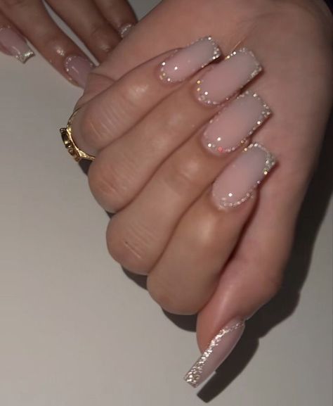 Gold Glitter French Tip Nails, Champagne Nails, Glitter French Nails, Elegant Touch Nails, Gold Glitter Nails, Psychology Student, Nails Now, Girly Acrylic Nails, Dope Nail Designs