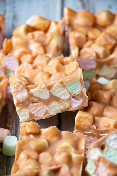 Butterscotch Peanut Butter, Confetti Squares, Peanut Butter Marshmallow Squares, Marshmallow Squares, Butterscotch Recipes, Marshmallow Desserts, Dessert Squares, Peanut Butter Marshmallow, Xmas Treats