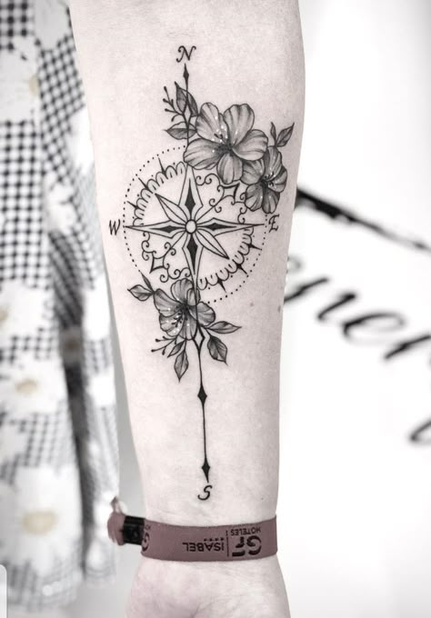 Compass Tattoo Flower, Compass Tattoo Feminine Thigh, Compass With Flowers Tattoo Feminine, Flower And Compass Tattoo, Compass Tattoo With Flowers, Compass With Flowers Tattoo, Compass Tattoos For Women, Compass Flower Tattoo, Directions Tattoo