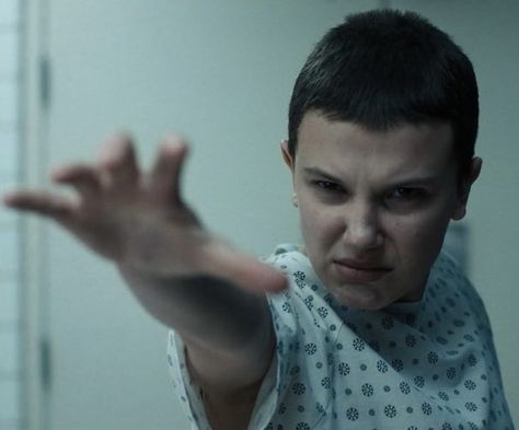 Stranger Things Wallper, Eleven Using Her Powers, Eleven Powers, Eleven Stranger Things Season 4, Stranger Things Lab, Stranger Things Screencaps, Eleven Pfps, Stranger Things Photo, February Vibes