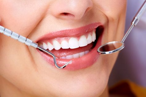 Dental Pictures, Dental Wallpaper, Dental Smile, Dental Images, Dental Posters, Surgery Doctor, Dental Implants Cost, Dental Emergency, Dental Design