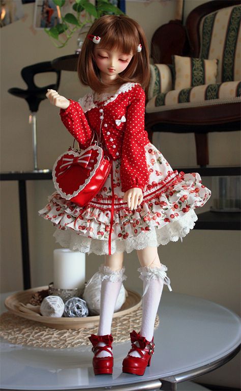 https://flic.kr/p/txcc57 | Miss Cupcake Pretty Dolls Cute, Doll Poses, Cute Doll Clothes, Bjd Dress, Anime Doll, Doll Aesthetic, Valentine Dress, Fantasy Art Dolls, Kawaii Doll