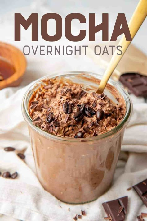 These Mocha Overnight oats have a rich chocolate and espresso flavor with a hint of caffeine, all in a breakfast that keeps you going all morning long! Overnight Oats Meal Prep, Oats Meal Prep, Mocha Overnight Oats, Coffee Overnight Oats, Oats Meal, Overnight Oats Recipe Easy, Overnight Oats In A Jar, Chocolate Overnight Oats, Overnight Oatmeal Recipes