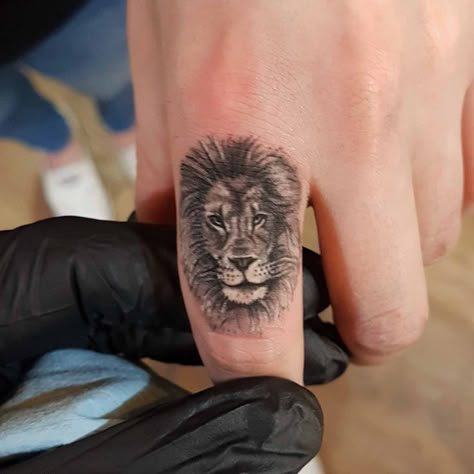 Finger Tattoos Animals, Lion Finger Tattoo For Women, Small Lion Head Tattoo, Lion Tattoo Finger, Lion Finger Tattoo, Unique Lion Tattoo, Small Lion Tattoo For Women, Lion Tattoo For Women, Simple Lion Tattoo