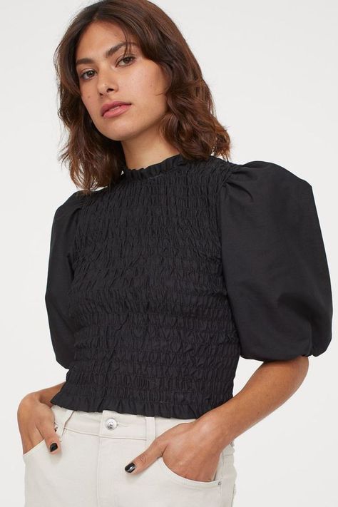 H&M Puff-Sleeved Smocked Blouse Fall Color Trend, Short Blouse, Smocked Blouse, Smock Blouse, Short Blouses, Garment Pattern, Ruffled Collar, Ruffle Collar, H&m Women