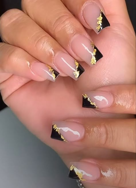 Black Tan And Gold Nails, Black And Gold Nail Tips, Gold And Black Gel Nails, Black And Gold Nails Short Square, Gold And Black Nails Short, Black And Gold Square Nails, Short Black And Gold Nails, Black French Tip With Gold, Black And Gold Short Nails