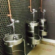 Is this what you had in mind when you bought kegs for your brewery? Pub Toilets, Bar Deco, Brewery Design, Restaurant Bathroom, Pub Interior, Pub Design, Beer Keg, Burger Bar, Chur