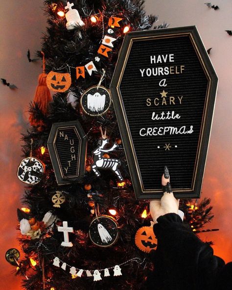 Felt Creative Home Goods® (@feltcreativehome) • Instagram photos and videos Witch Season, Gothic Homes, Creepy Christmas, Dark Christmas, Spooky House, Witch Decor, Black Christmas, Christmas Aesthetic, Outdoor Christmas Decorations