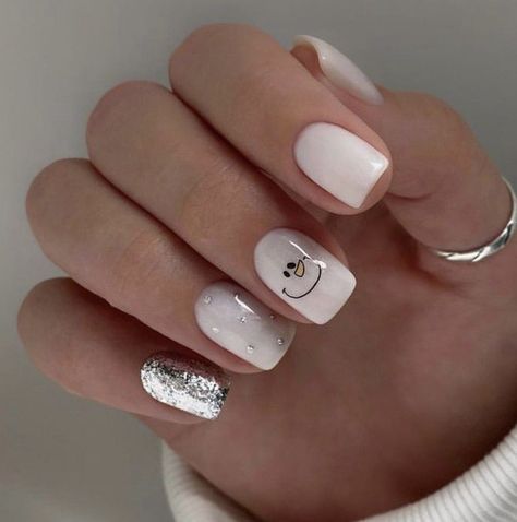 Nails Ideas New Years, Easy Winter Nail Designs, Beige Nail Designs, Simple Christmas Nails, Beige Nail, Beige Nails Design, Winter Designs, Long Almond, Square Nail