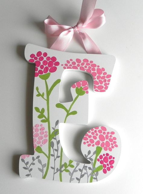 Floral Botanica Hand Painted Letter by SassyPeasDesigns on Etsy Diy Monogram Letters, Wooden Letter Crafts, Lego Letters, Letter Door Hangers, Painted Wood Letters, Wooden Letters Decorated, Painted Initials, Decorated Letters, Painting Wooden Letters