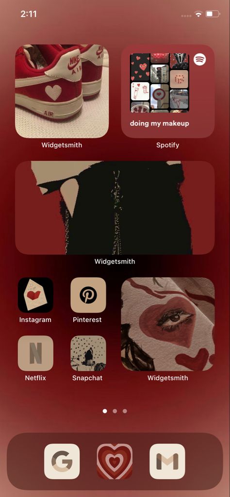 Home Screen Layout Iphone, Home Screen Layout, Ios Ideas, Screen Layout, Phone Inspo, Homescreen Layout, Phone Stuff, Home Screen, Ios