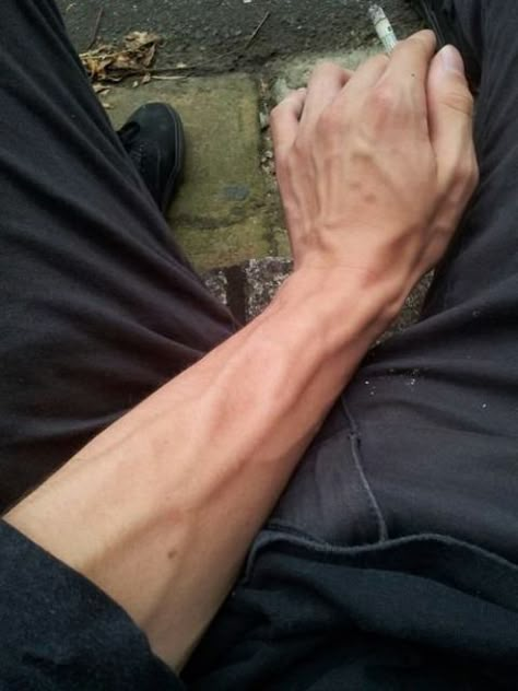 Veiny Arms, Hand Veins, Veiny Hands, Hot Hands, Bad Boy Aesthetic, Hand Reference, Hand Pictures, Male Hands, Pretty Hands