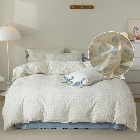 PRICES MAY VARY. Aesthetic Floral Pattern Comforter Set: Garden style vintage blue floral comforter set with chic blue flowers botanical print pattern, easily coordinates with various home decors especially perfect for cottage core decor style, adds exquisite and nice sophistication to any bedroom, guest room, vacation home or school dorm. The vibrant colors floral printed comforter set brings an elegant touch and a vivid botanical vibe to your sleeping space. Lightweight Soft Floral Comforter S Bedding Ideas Cozy, Full Size Bed Sheets, Cute Bedspreads, Blue Yellow Bedrooms, Bedroom Ideas For Small Rooms Women, School Dorm, Polka Dot Bedding, Core Decor, Twin Bedding