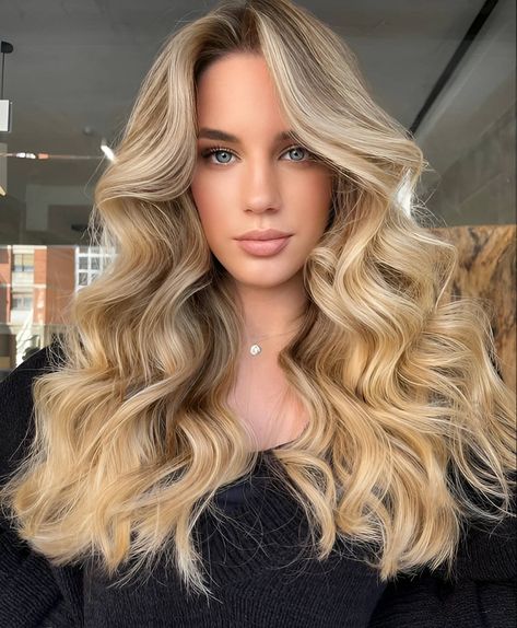 Classy Blonde Waves Light Spring Hair Color, Hair Color Ideas Blonde, Spring Hair Color Ideas, Highlights Hairstyles, Straight Layered Hair, Barrel Curls, Medium Layered Hair, Runway Model, Spring Hair Color