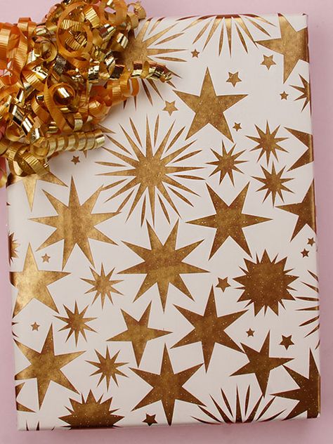 Christmas Stars & Snow Flakes Star Wrapping Paper, Snowflake Wrapping Paper, Christmas Packaging Design, Vintage Textiles Patterns, Whimsy Christmas, Window Inspiration, Gold Foil Christmas, Hanging Craft Ideas, Christmas Stars