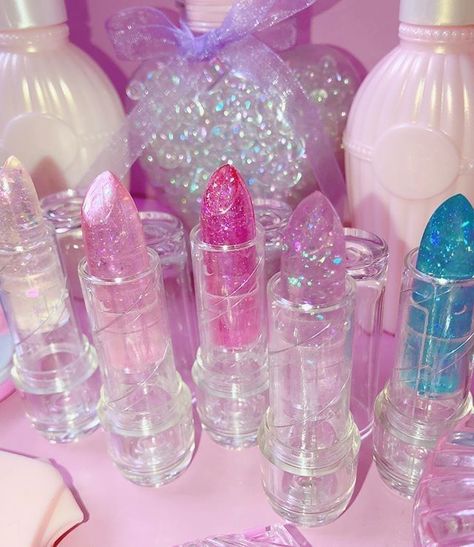 best lip gloss vogue (paid link) Click image for more details. Lip Gloss Homemade, Lip Gloss Cosmetics, Lip Balm Collection, Lip Gloss Collection, Lip Gloss Tubes, Pastel Pink Aesthetic, Cute Makeup, Aesthetic Makeup, Aesthetic Iphone Wallpaper