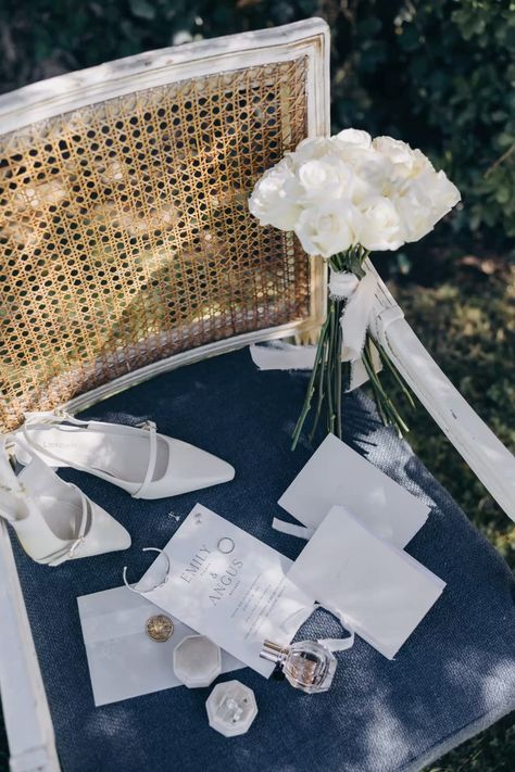 Wedding flat lay photo Wedding Flat Lay, Lay Photo, Flat Lay Photos, Wedding Flats, Wedding Invitation Cards, Flat Lay, Wedding Flowers, Wedding Photos, Wedding Photography