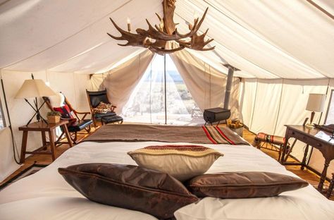 Camping Tent Decorations, Zelt Camping, Glamping Resorts, Camping Resort, Family Tent Camping, Luxury Glamping, Camping Places, Glamping Site, Luxury Tents