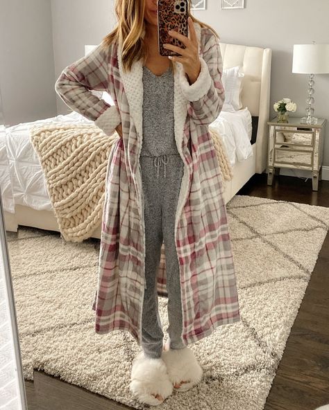 Instagram Lately | MrsCasual Boho Pajamas, Jeans Booties Outfit, Mrs Casual, Winter Pjs, Slippers Outfit, Winter Sleepwear, At Home Outfits, Comfy Pajamas, Cozy Sleepwear