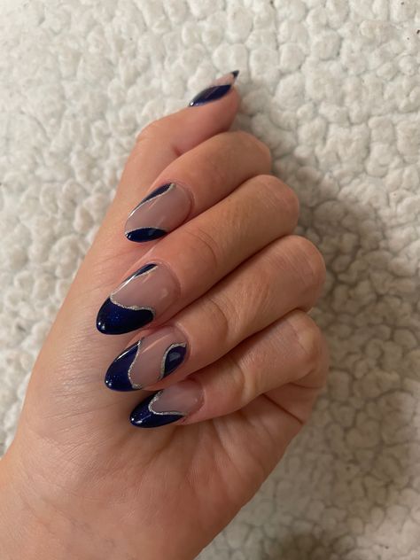 Navy Swirl Nails, Navy Abstract Nails, Nail Designs Blue And Silver, Blue Nails Swirl, Silver Swirl Nails, Blue And Silver Nail Designs, Fal Nails, Blue Swirl Nails, Metallic Blue Nails