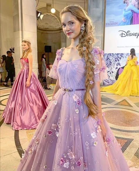 Rapunzel Fancy Dress, Rapunzel Wedding Dress, Tangled Dress, Disney Princess Inspired Outfits, Princess Inspired Outfits, Disney Dress Up, Fairytale Gown, Celebrity Casual Outfits, Disney Princess Dresses