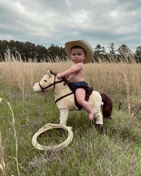 Cowboy Photoshoot Baby Boy, Rocking Horse Photo Shoot, Baby Boy Cowboy Photoshoot, Cowboy 1st Birthday Photoshoot, Western Smash Cake 1st Birthdays, Western 1st Birthday Photoshoot, Cowboy Baby Photoshoot, First Rodeo Photoshoot, Baby Cowboy Photoshoot