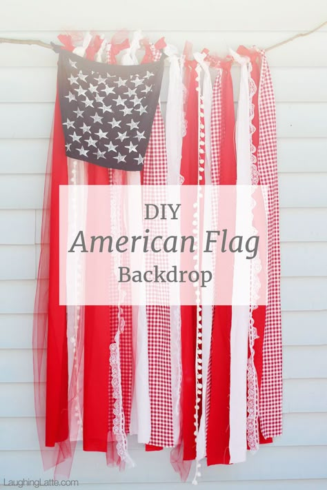 4 Th Of July Decorations, Diy Fotokabine, 4th Of July Photography, American Flag Crafts, 4th Of July Photos, Flag Crafts, Fourth Of July Party, Mini Session Ideas, Blue Crafts