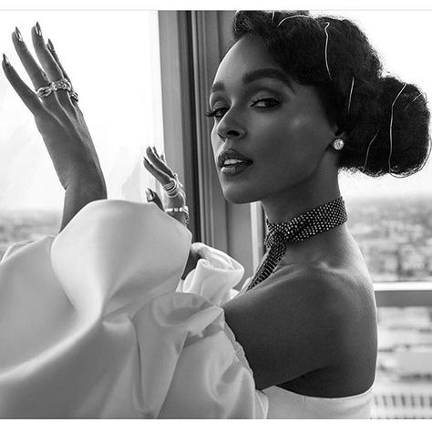 48.6k Likes, 411 Comments - Janelle Monáe (@janellemonae) on Instagram: “"The world is ever changing and Hollywood is just going to have to adapt."-JM #moonlight…” Janelle Monae, Janelle Monáe, Munaluchi Bride, Aesthetic People, Celebrity Portraits, Dark Skin Women, Girl Crushes, Divine Feminine, Black Is Beautiful