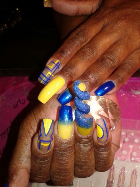 Uc Berkeley Nails, Blue And Yellow Nails, Acrylic Nail Set, Uc Berkeley, Square Acrylic Nails, Yellow Nails, Nail Games, Blue And Yellow, Class Ring