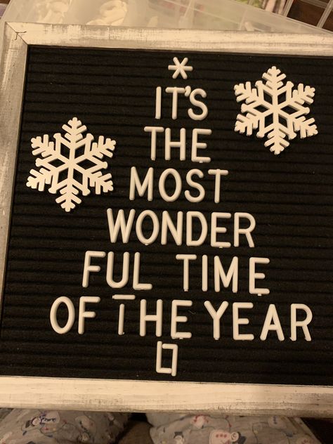 Felt Message Board Quotes, December Letter Board Quotes, November Letter Board Ideas, November Letter Board Quotes, Christmas Letterboard Ideas, Funny Christmas Letter Board, Thanksgiving Letter Board, Christmas Letter Board, Letter Board Ideas