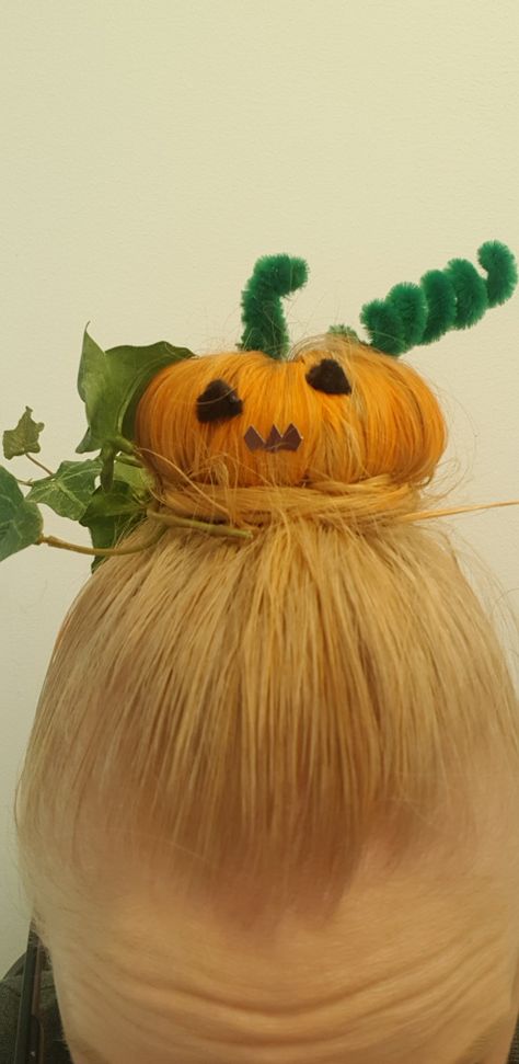 Halloween hair Hairstyles Halloween, Halloween Hair, Unique Halloween, Crazy Hair, Halloween Kids, Dyed Hair, Hairstyles, Halloween, Hair Styles