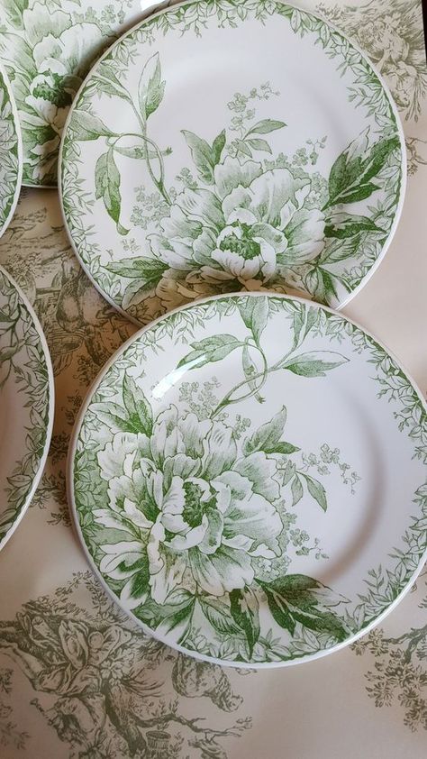 Green Toile Wedding, Green And White China, Floral Dinnerware, Green Transferware, Transferware Dishes, Green Floral Dinnerware, Cottagecore House, Green Depressionware, Vintage Floral Dinner Plates