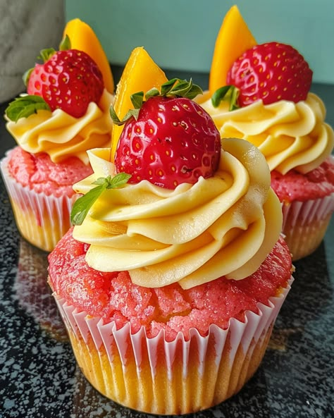 Strawberry Mango Margarita Cupcakes Recipe Strawberry Mango Margarita Cupcakes, Strawberry Mango Cupcakes, Strawberry Mango Margarita, Mango Cupcakes, Mojito Cupcakes, Chocolate Cherry Cookies, Margarita Cupcakes, Velvet Cake Recipes, Mango Margarita