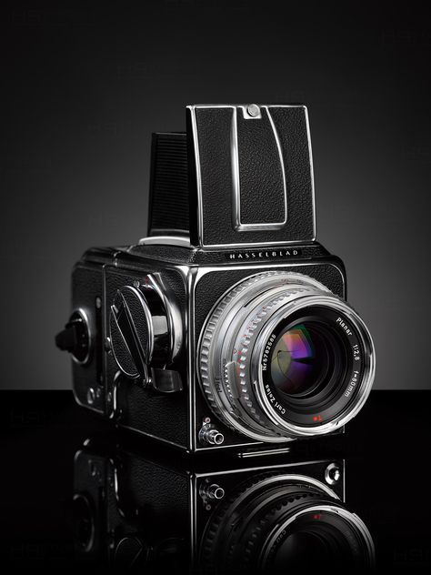 Hasselblad Photography, Hasselblad Camera, Hasselblad 500cm, Fotocamere Vintage, Canon Dslr Camera, Photo Gear, Old Cameras, Classic Camera, Leica Camera