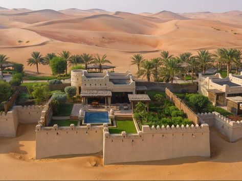 Qasr Al Sarab Desert Resort, Dubai Resorts, Desert Resort, Deserts Of The World, Royal Pavilion, Dubai Desert, Luxury Tents, Dubai Hotel, Desert Oasis