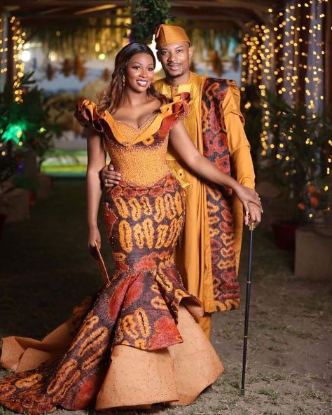 African Lobola Dresses, Africa Traditional Wedding Dress, African Attire Dresses Traditional Weddings, Congolese Wedding Traditional, Ghana Traditional Wedding Dresses, Congolese Traditional Wedding, Chilanga Mulilo, Ghana Traditional Wedding, African Bridal Dress