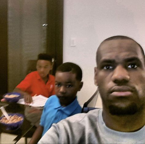 Lebron James, Nba, Basketball, On Twitter, Funny, Twitter