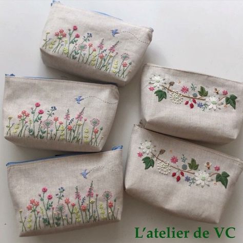 Pouch Embroidery Ideas, Hand Embroidery Purse, Embroidered Cosmetic Bag, Embroidery Pouch Ideas, Pouch Embroidery, Embroidery Pouch, Embroidery Purse, Hand Embroidery Patterns Flowers, Embroidery Bags