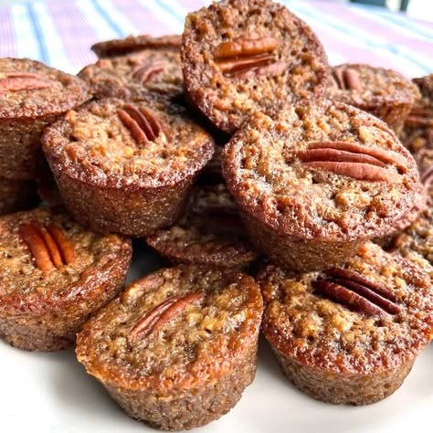 Pecan Pie Mini, Pecan Pie Mini Muffins, Muffin Bites, Pecan Pie Muffins, Pie Muffins, Baked Items, Recipe Appetizers, Southern Pecan Pie, Pecan Muffins