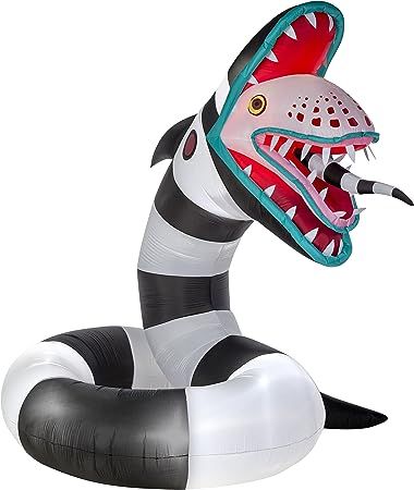 Sand Worm, Lydia Beetlejuice, Yard Inflatables, Beetlejuice Sandworm, Beetlejuice Halloween, Up Animation, Outdoor Inflatables, Horror Decor, Inflatable Decorations